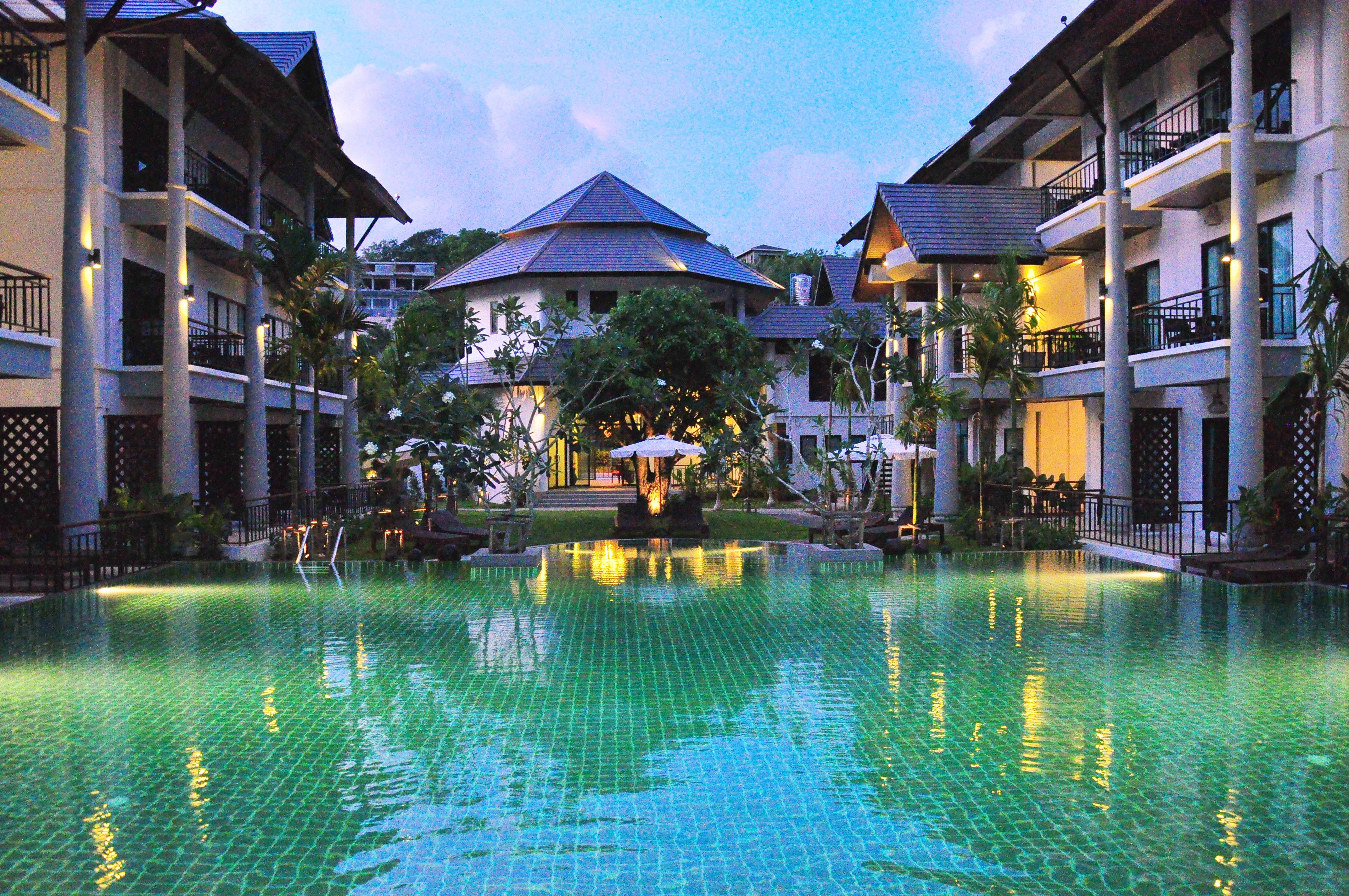 Navatara Phuket Resort - Sha Extra Plus Rawai Exterior foto